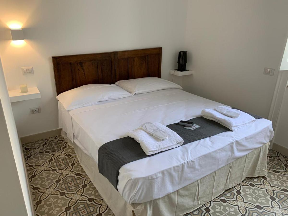 كروتوني B&B Le Muse المظهر الخارجي الصورة