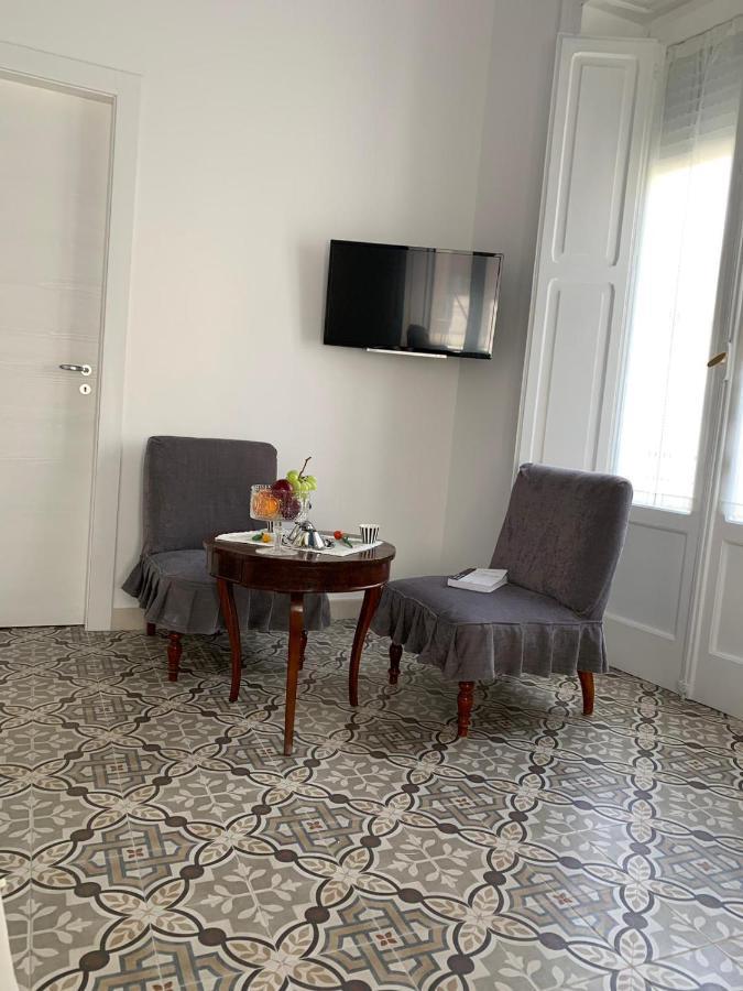كروتوني B&B Le Muse المظهر الخارجي الصورة