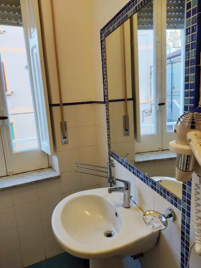 كروتوني B&B Le Muse المظهر الخارجي الصورة