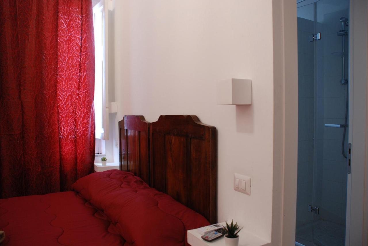 كروتوني B&B Le Muse المظهر الخارجي الصورة